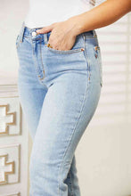 Load image into Gallery viewer, Judy Blue Full Size High Waist Jeans