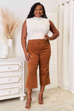 Load image into Gallery viewer, Judy Blue Full Size Straight Leg Cropped Jeans